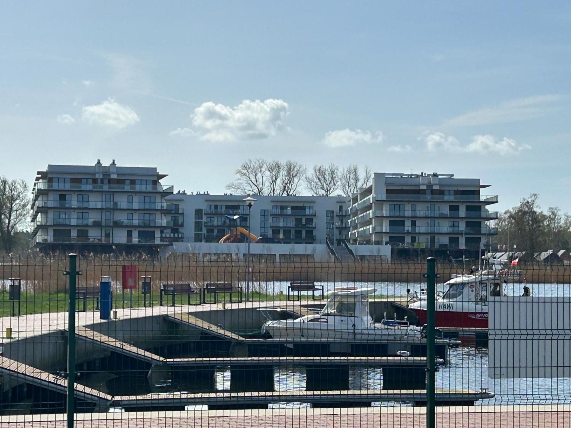 Apartamento Blue Marina Dziwnów Exterior foto